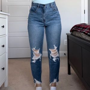 American Eagle Mom Jean size 8 Regular